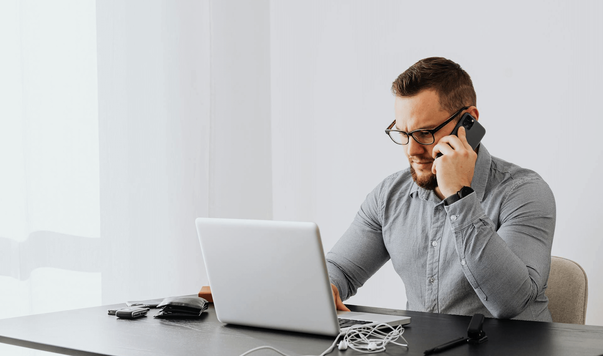 Commis aux achats/Magasinier